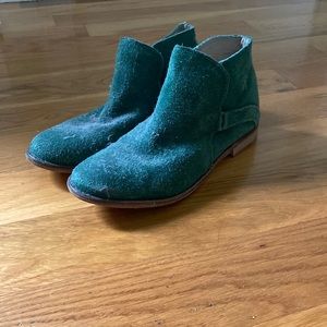 Free people emerald green suede booties